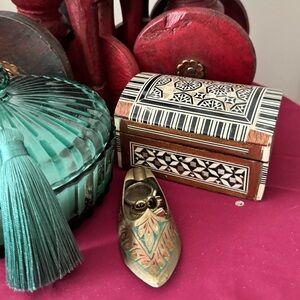 Vintage Egyptian inlay trinket box